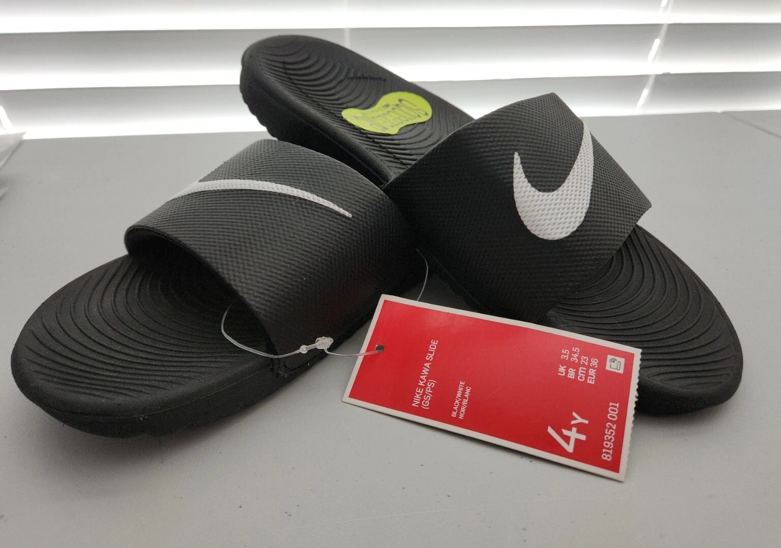 NIKE Kawa Slides GS PS INFRADITO BAMBINO GRANDE TAGLIA 4 ANNI #819352 001