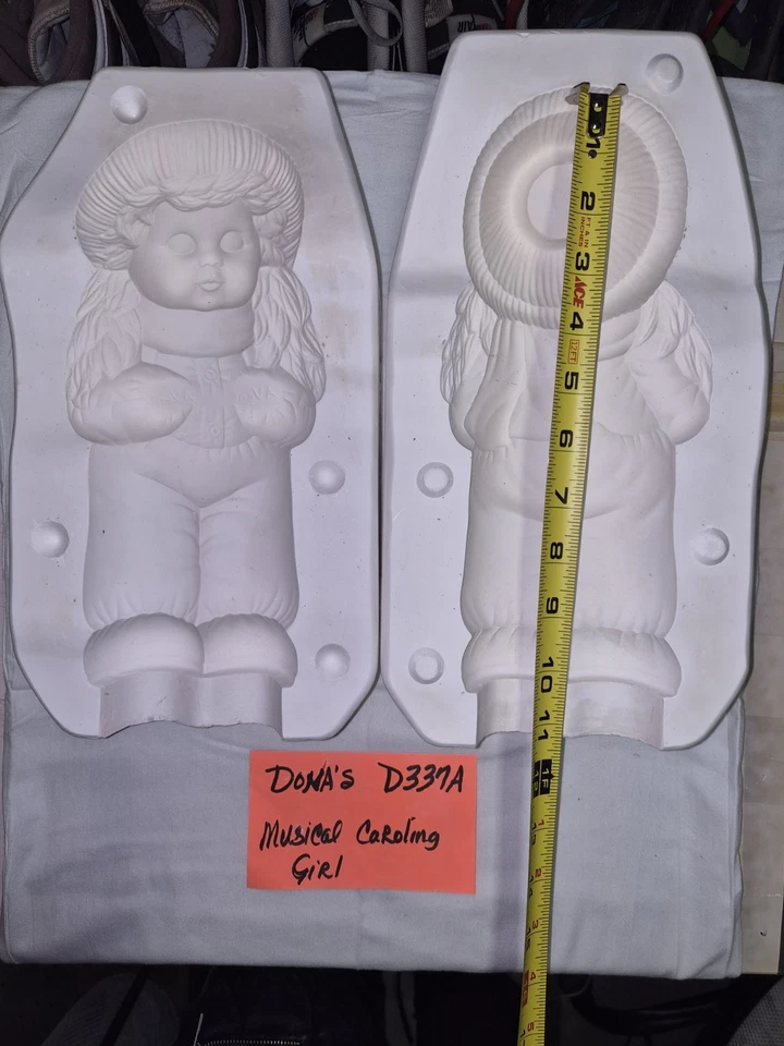 Donas Musical Carolers Escena Lote Cerámica Molde Deslizable Fundiciones JUEGO COMPLETO 6 PIEZAS Foto 3 de 4