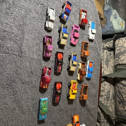 17Hotwheels Premium Elcaminos And Redline And More Trucks