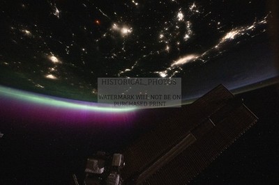 DIFFUSE AURORA ABOVE CANADA'S HORIZON FROM SPACE SEPTEMBER 2025 4X6 PHOTO