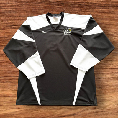 B Dubs Buffalo Wild Wings Hockey Jersey Shirt L Employee Uniform ''I Am B-Dubs''