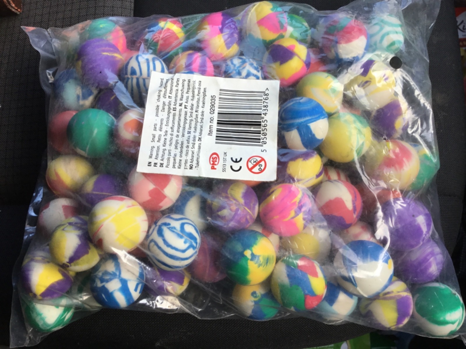 50 x Bouncy Balls for Kids – 25mm Party Bag Fillers,  Toys, Birthday Gifts