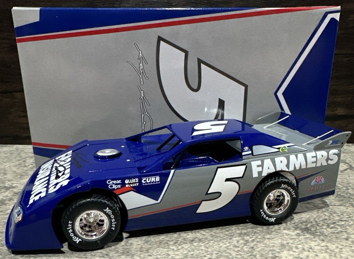 2012 Kasey Kahne #5 Autographed Farmers Prelude Dirt Late Model 1