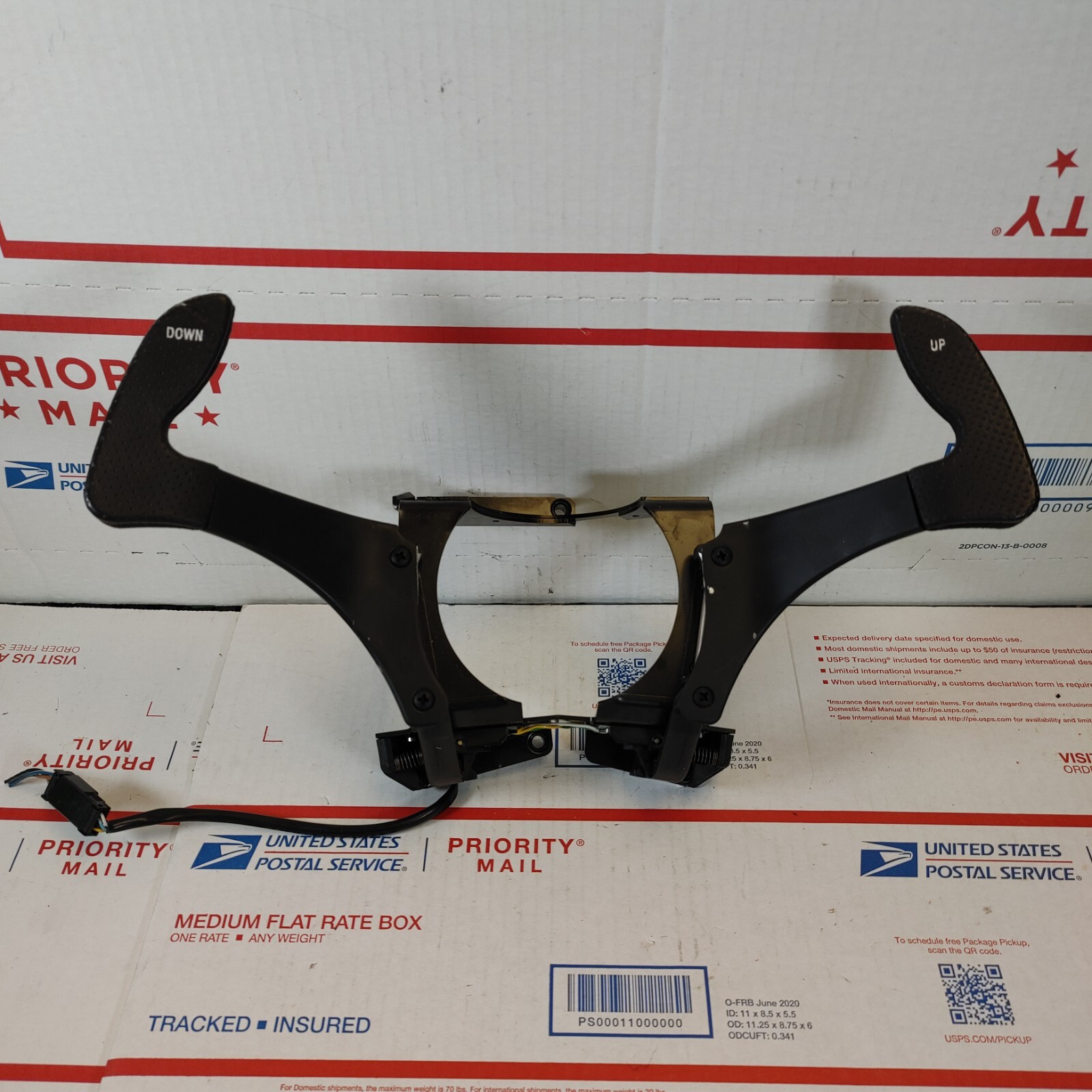 2002 OEM MASERATI M138 PADDLE SHIFTER W/ Bracket Complete Set 2DR COUPE 34492501