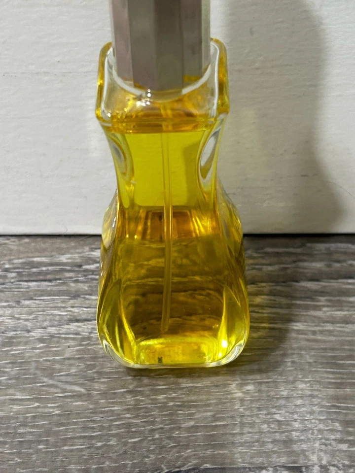 Giorgio Beverly Hills Women Extraordinary Eau De Toilette Spray 3oz 90ml - Image 4 of 4