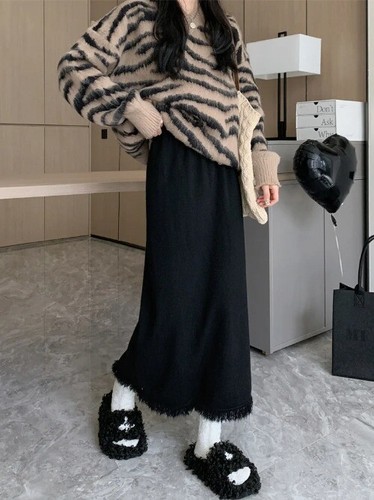 Solid Color Elastic Waist A-line Skirt Casual Tassel Patchwork Knitted Skirt - Bild 8 von 27
