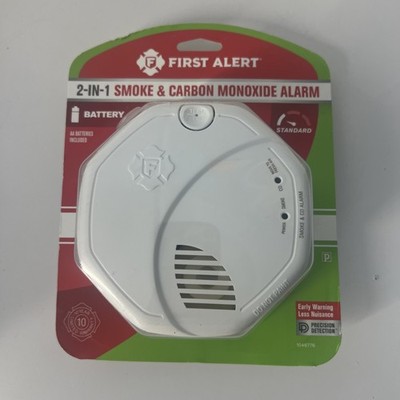 First Alert 1046776 2-IN-1 Smoke & Carbon Monoxide Alarm