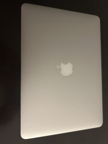 Apple MacBook Air 13" (2017) – 1.8GHz Intel Core i5, 8GB RAM, 128GB SSD – macOS - Afbeelding 6 van 7