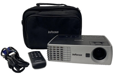 Projector InFocus IN1100 Ultra Mobile DLP, 2.75 lbs, XGA, 2100 Lum