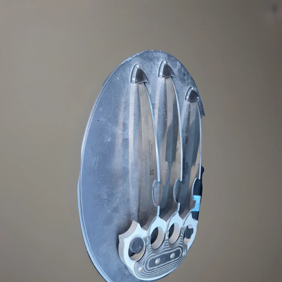 Hojas de nudillos Pantera diseñadas por Tom Anderson Wolverines Hand Foto 2 de 4