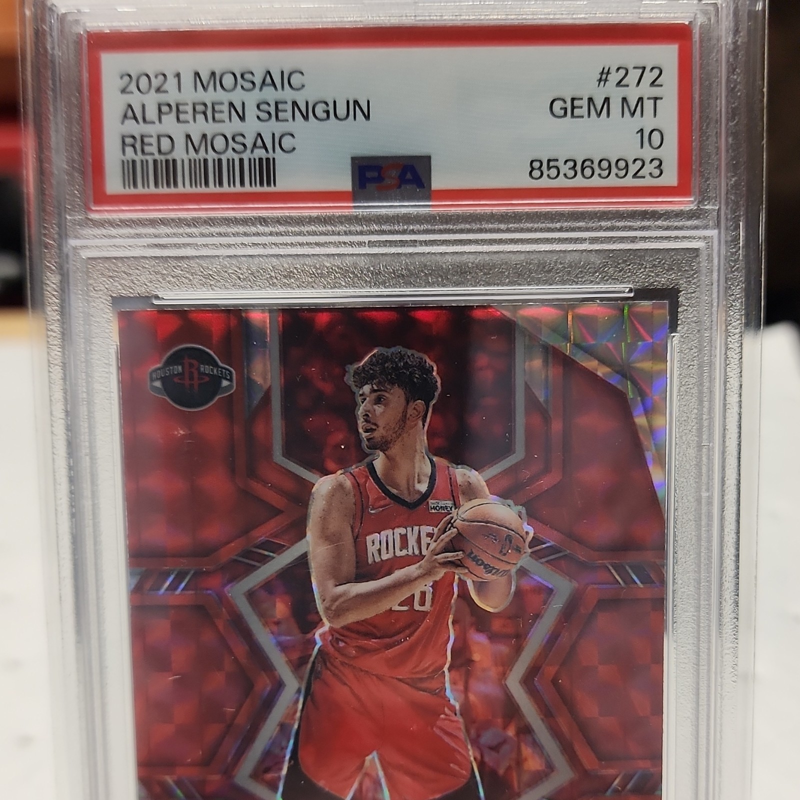 Panini 2021-22 Mosaic NBA Debut Alperen Sengun Rockets #272 Red Mosaic PSA 10