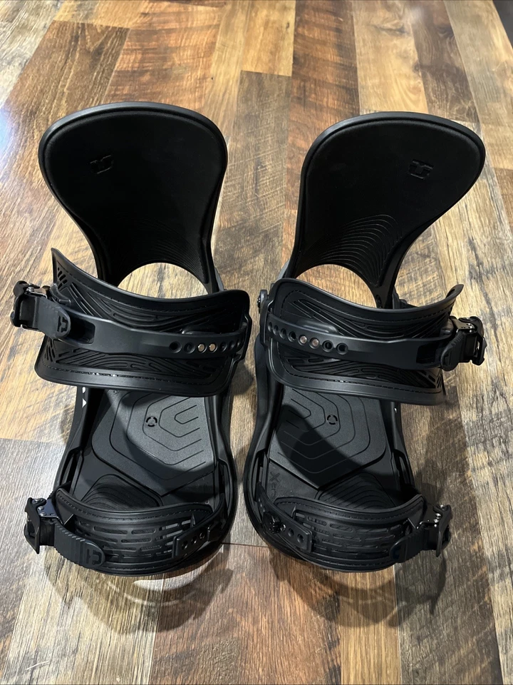 Fijaciones de snowboard Union Ultra, medianas para hombre (US 8-10), negras 2025 Foto 2 de 4
