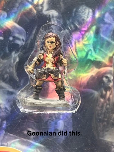 D&D Pathfinder Mini Premium IotR Wave 3 Halfling Female Rogue UNIQUE MIB