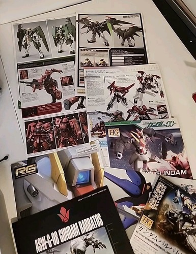 Bandai Gundam Bundle 7 Partial Figures, Instruction Booklets And Misc. Parts - Picture 4 of 12