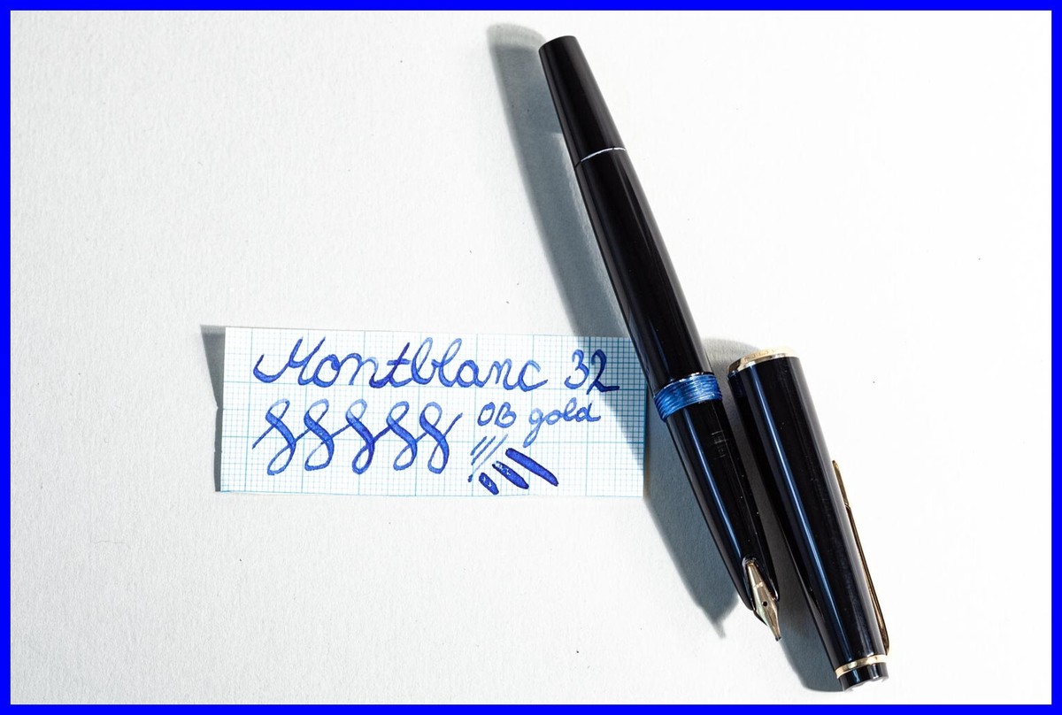 MONTBLANC N° 32 Kolbenfüller in Schwarz Gold mit OB 585 14c Gold