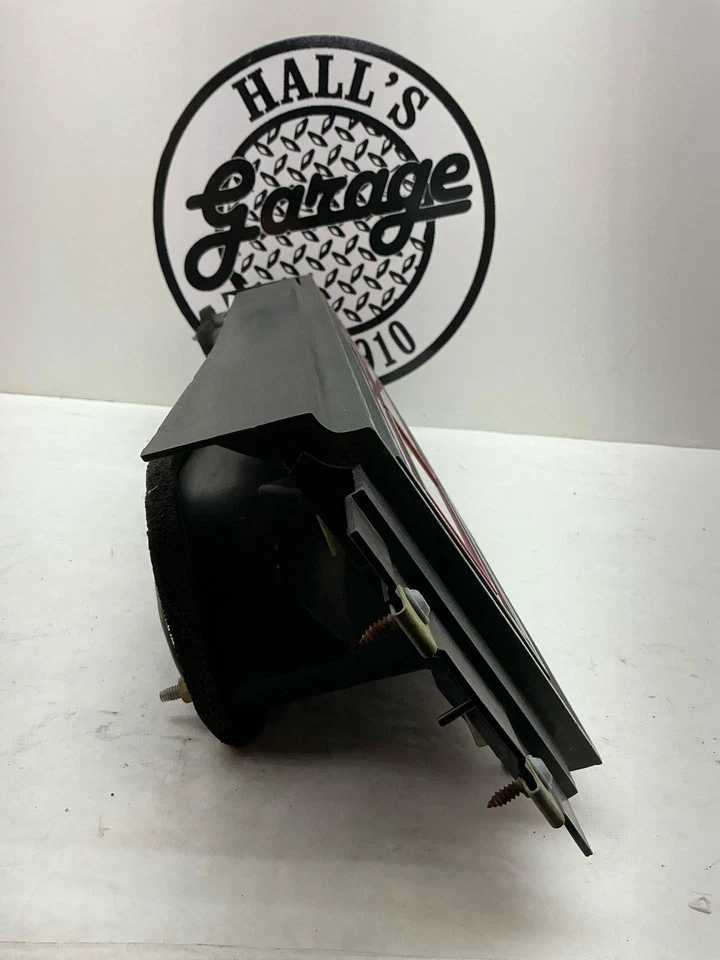 Conjunto de luz trasera CHRYSLER QUINTA AVE derecha PASAJERO 82 83 84 85 86 87 88 89 Foto 4 de 4