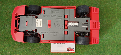 Ferrari F40 1987 Rouge 1/18 Burago - Miniature De Collection (sans Boîte)