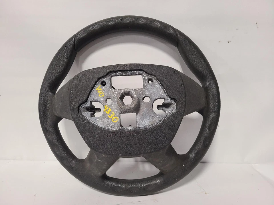 Volante usado se adapta a: Ford Transit 350 2017 grado A Foto 2 de 4