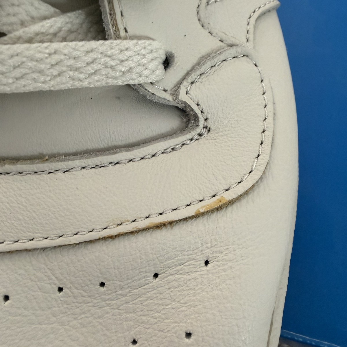 Adidas Yeezy Powerphase Calabasas Core White Size 10.5 CQ1693 View 2