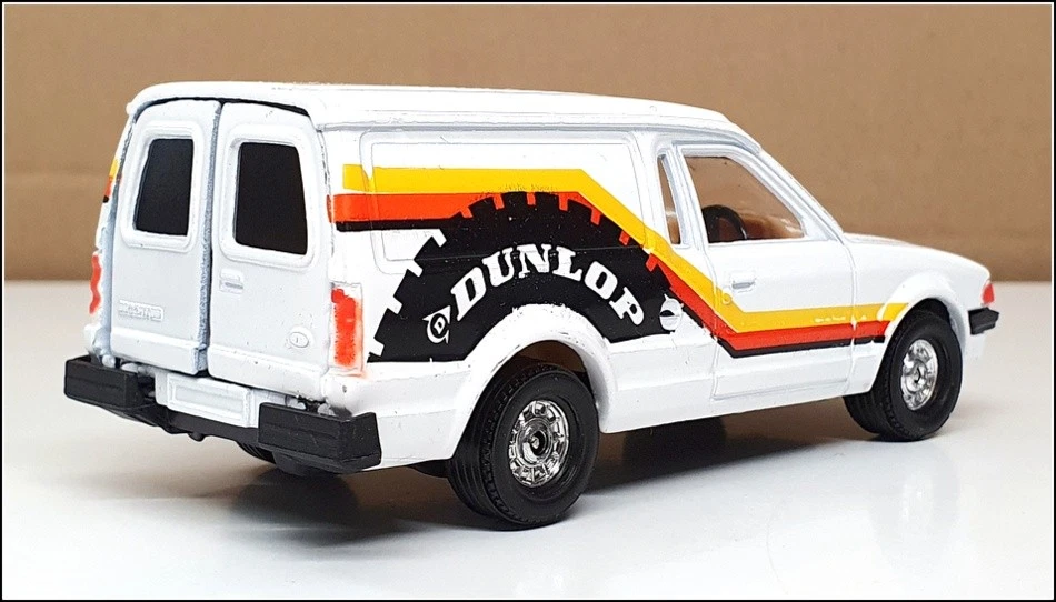 Corgi 12cm Long Diecast 503 - Ford Escort Van -Dunlop - White - Image 2 of 4