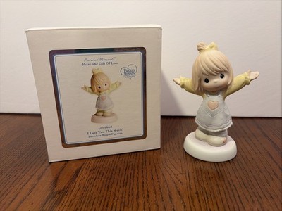 Precious Moments  I Love You This Much  Figurine Girl  4001668 2004 - Original B