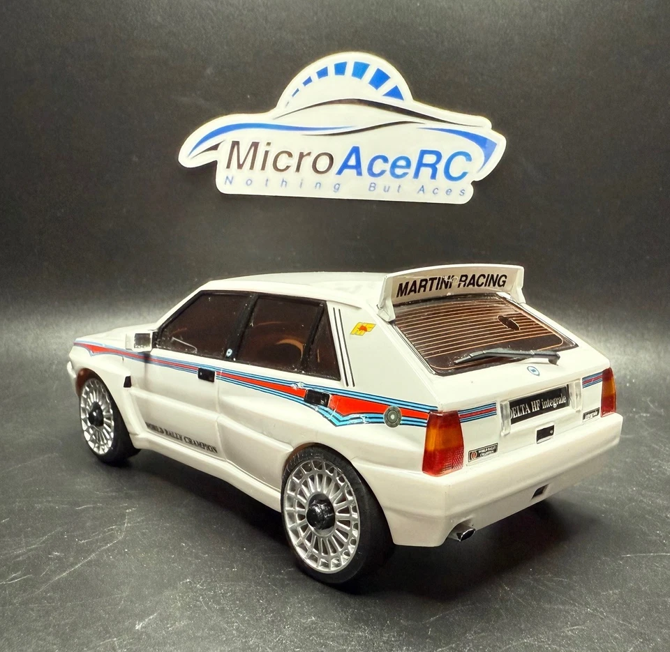 Used Kyosho Mini-Z Lancia Delta HF Integrale White MZX402WM 1/28 Martini Racing - Image 4 of 4