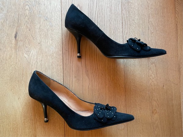 Hübsch und weich wie ein Blütenblatt! Vintage Limi Lianei Wildleder Pumps, 39