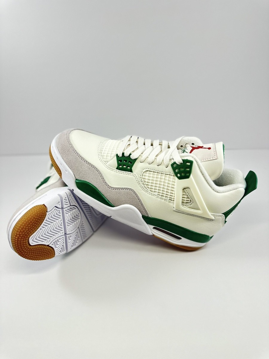 Air Jordan 4 Retro SP x Nike SB Mid Pine Green Size Men's 8 Air Jordan 4 Retro SP x Nike SB Mid Pine Green Size Men's 8