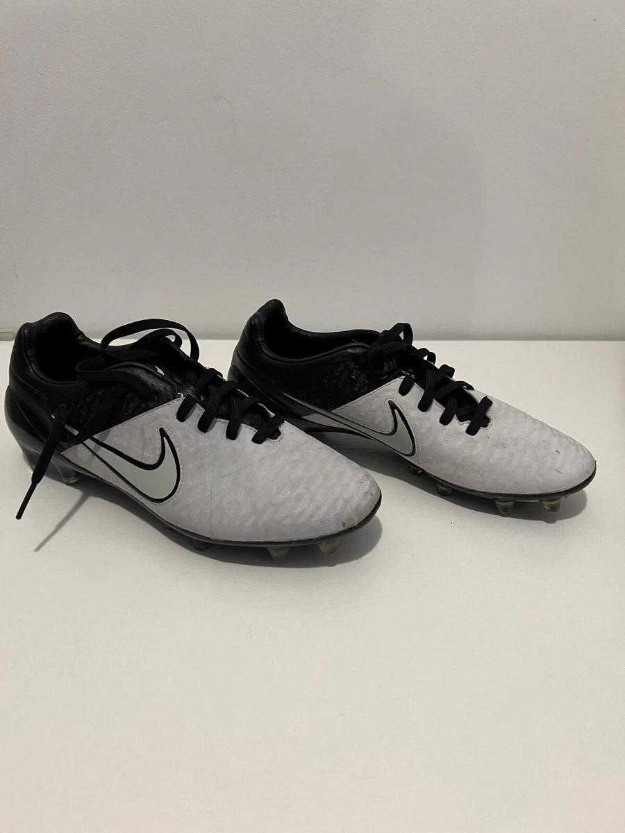 Preços baixos em Tênis de futebol Nike Magista Opus | eBay