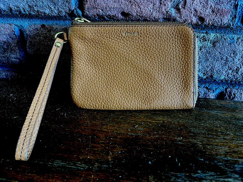 Fossil Brown Leather Zip Wristlet Wallet Cow Hide.