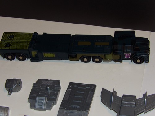 TRANSFORMERS G1 ONSLAUGHT BRUTICUS NEAR COMPLETE VINTAGE ORIGINAL TRANSFORMERS - Picture 2 of 6