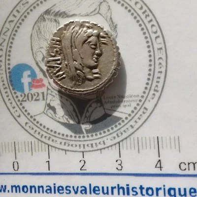 POSTUMIA Denier de la république romaine serratus - Photo 1/3