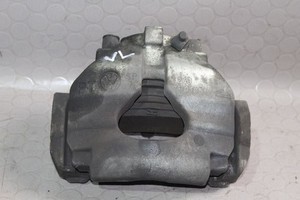 Bremssattel vorne links VW T5 Facelift Caravelle CAA CAAC 2.0TDI 103kW