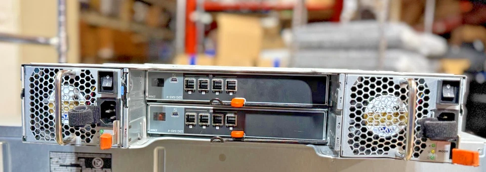 Dell Compellent SC400 Storage Arrays w/ 12GB SAS modules  w/ 12x3.5" Caddies 🍁 - Image 3 of 4
