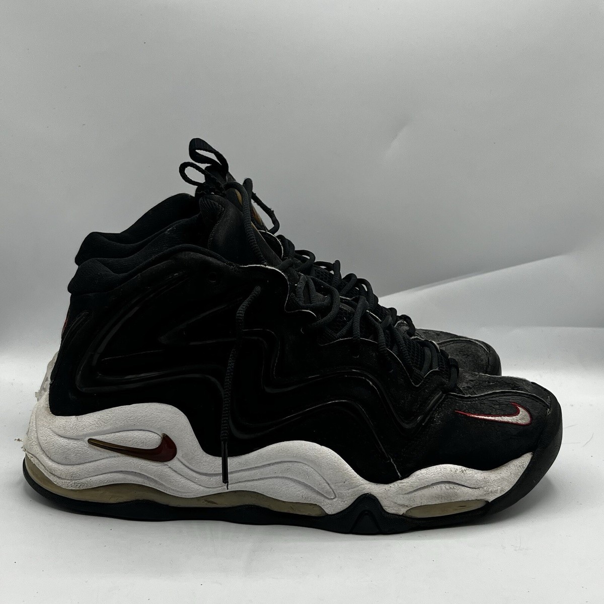 Rare Nike Air Pippen Black Varsity Red Mens Size 11.5 2015 Rare Nike Air Pippen Black Varsity Red Mens Size 11.5 2015