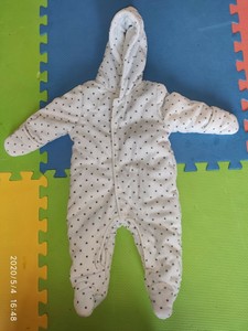 thin pramsuit