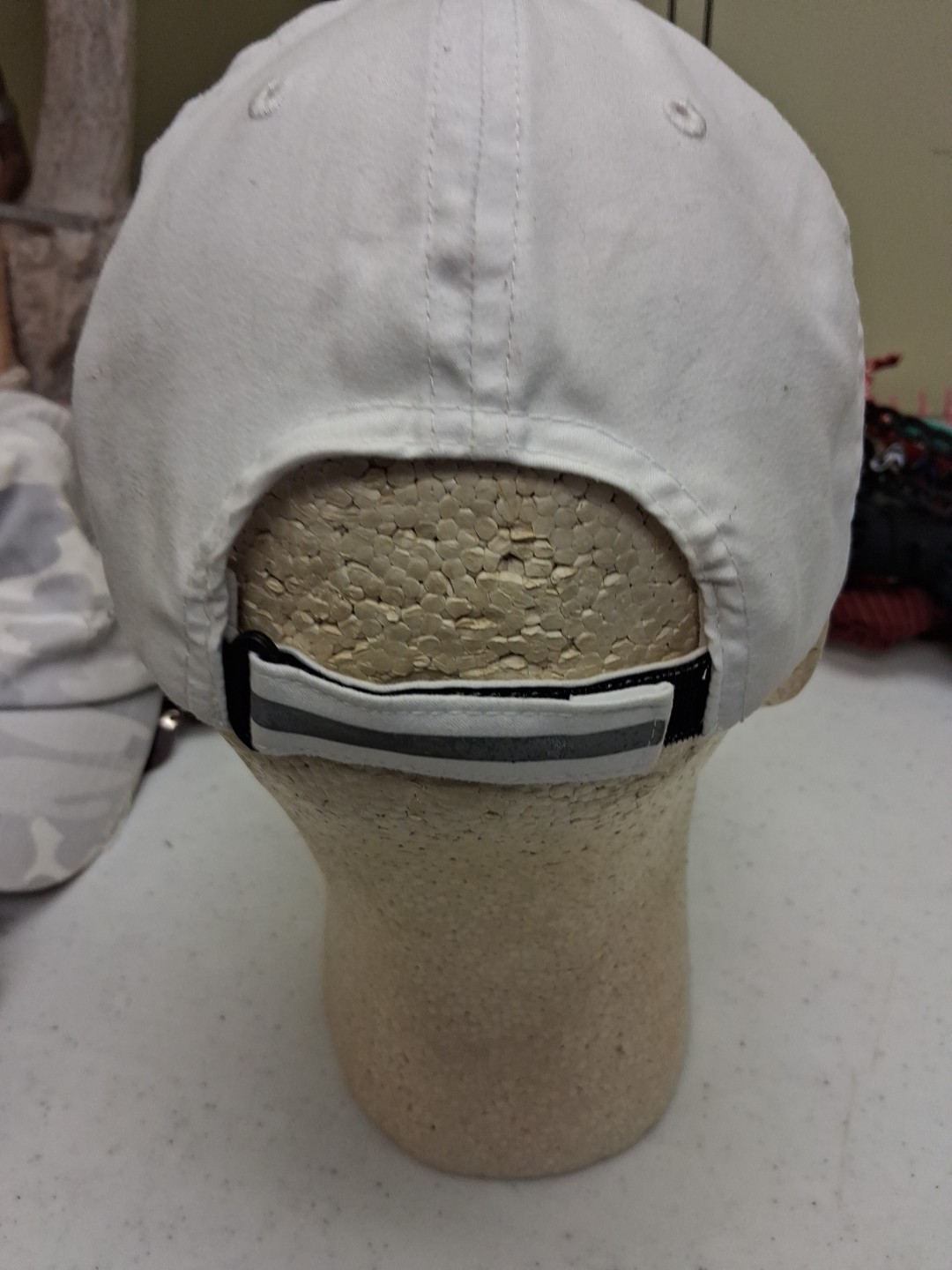 HAT LAYER 8 - image 4