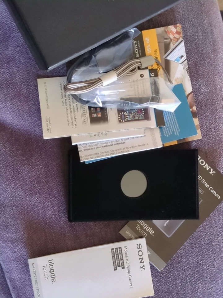 SONY HD Snap Camera Bloggie Touch MHS - T 10/ TS20/ TS20K Video Camera New - Image 3 of 4
