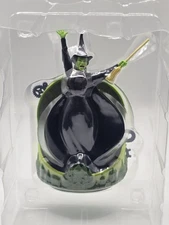 Carlton Heirloom Ornament 2010 Wicked Musical Defying Gravity Tested W/ Box