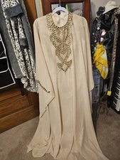 True vintage Unbranded evening dress. Stunning 70's long evening dramatic small