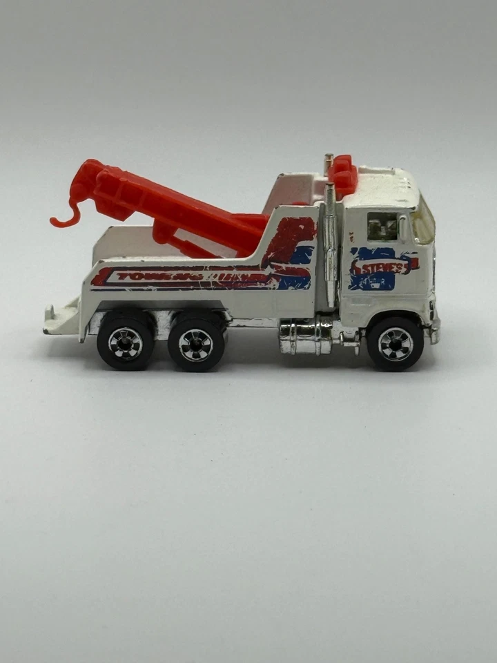 GRULETA DE PLATAFORMA HOT WHEELS 1981 DE COLECCIÓN - REMOLQUE 24 HORAS DE STEVE - MALASIA Foto 3 de 4