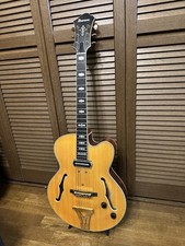 Modello completo acustico Ibanez Pm3C-Nal Pat Metheny colore naturale