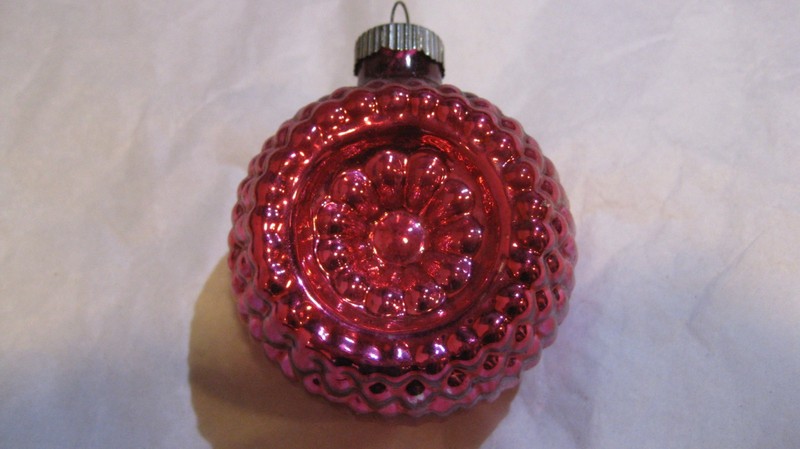 Vintage Christmas Shiny Brite Bumpy Double Indent Glass Ornament Oreo Pink