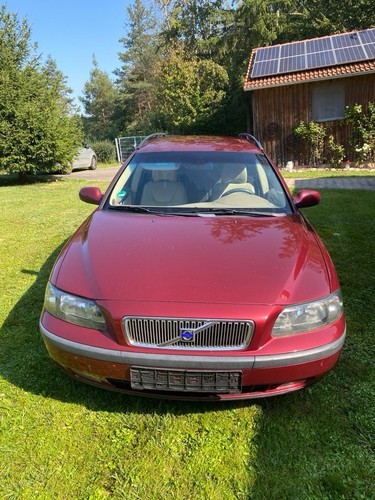 VOLVO V 70 2,4l /140 PS BJ 2002,Benziner als Ersatzteilspender