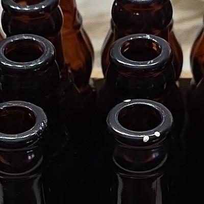 UNCLE JO pop bottles Brown Glass 4oz mini bottles in Wooden Crate  Collectible