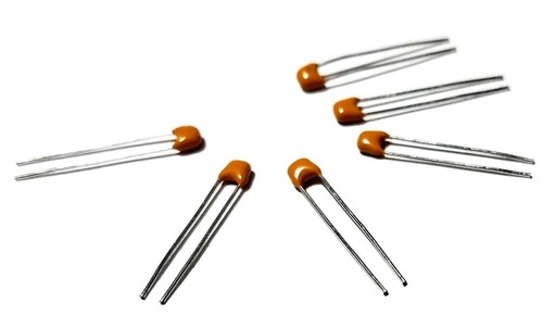 25PCS MultiComp 330 pF, 100 V, ±10%, Radial Multilayer Ceramic Capacitor - New - Picture 2 of 5