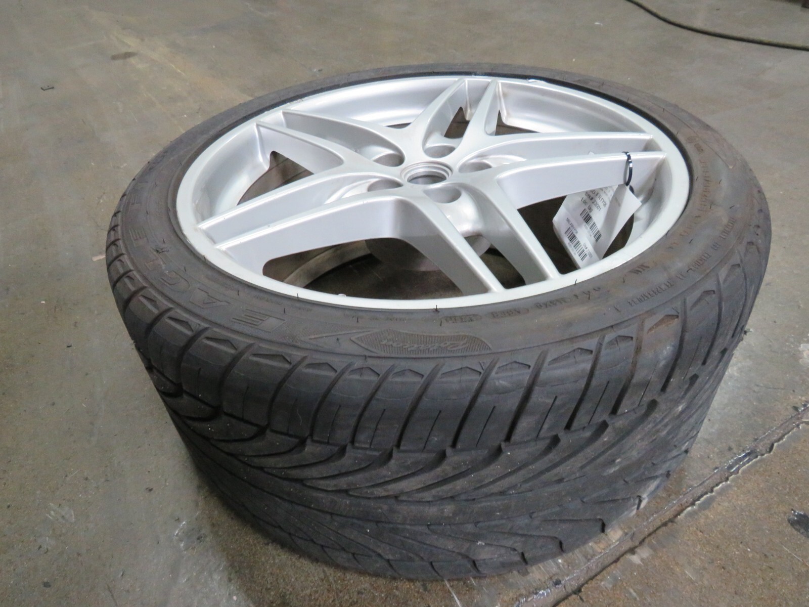 Ferrari F430 Spider, Coupe, Rear Wheel, Needs Recon, Used, P/N 221906