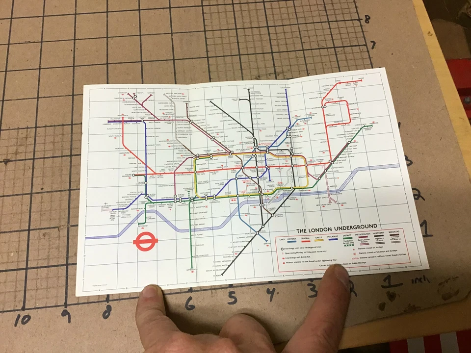 Folleto original vintage -- mapa LONDON UNDERGROUND - diagrama de líneas Foto 2 de 3