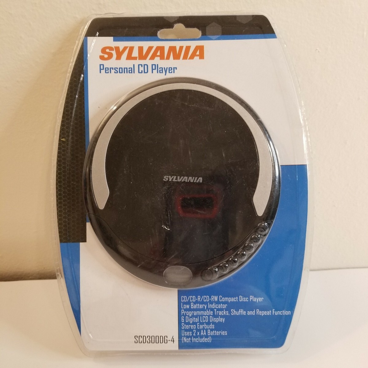 NEW Sylvania Personal CD Player With Stereo Earbuds Programmable 