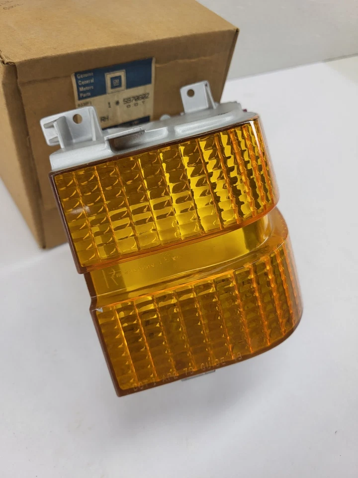 Lente lámpara trasera esquina derecha personalizada Buick Lesabre Lesabre 1979 5970602 NOS Foto 4 de 4